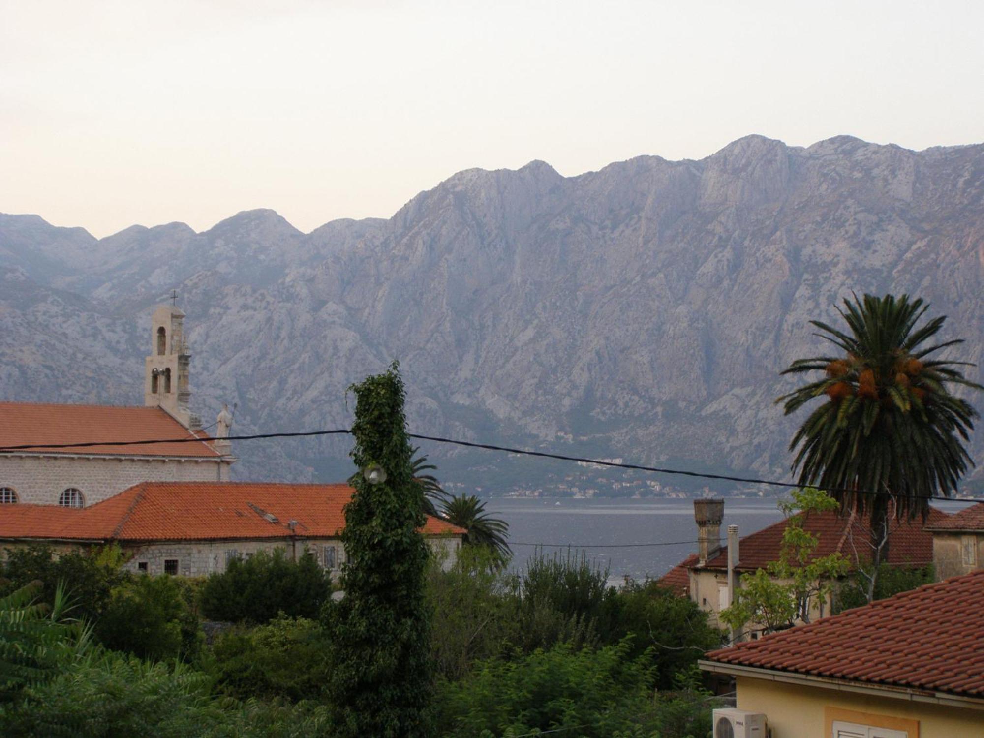 Djurovic Apartments Montenegro Cattaro Esterno foto