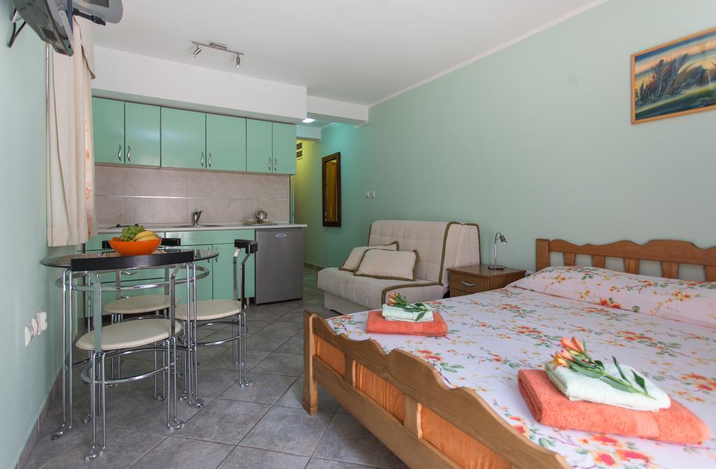 Djurovic Apartments Montenegro Cattaro Esterno foto