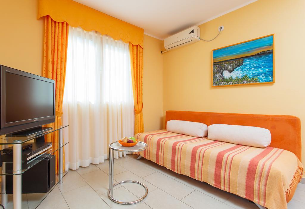 Djurovic Apartments Montenegro Cattaro Esterno foto