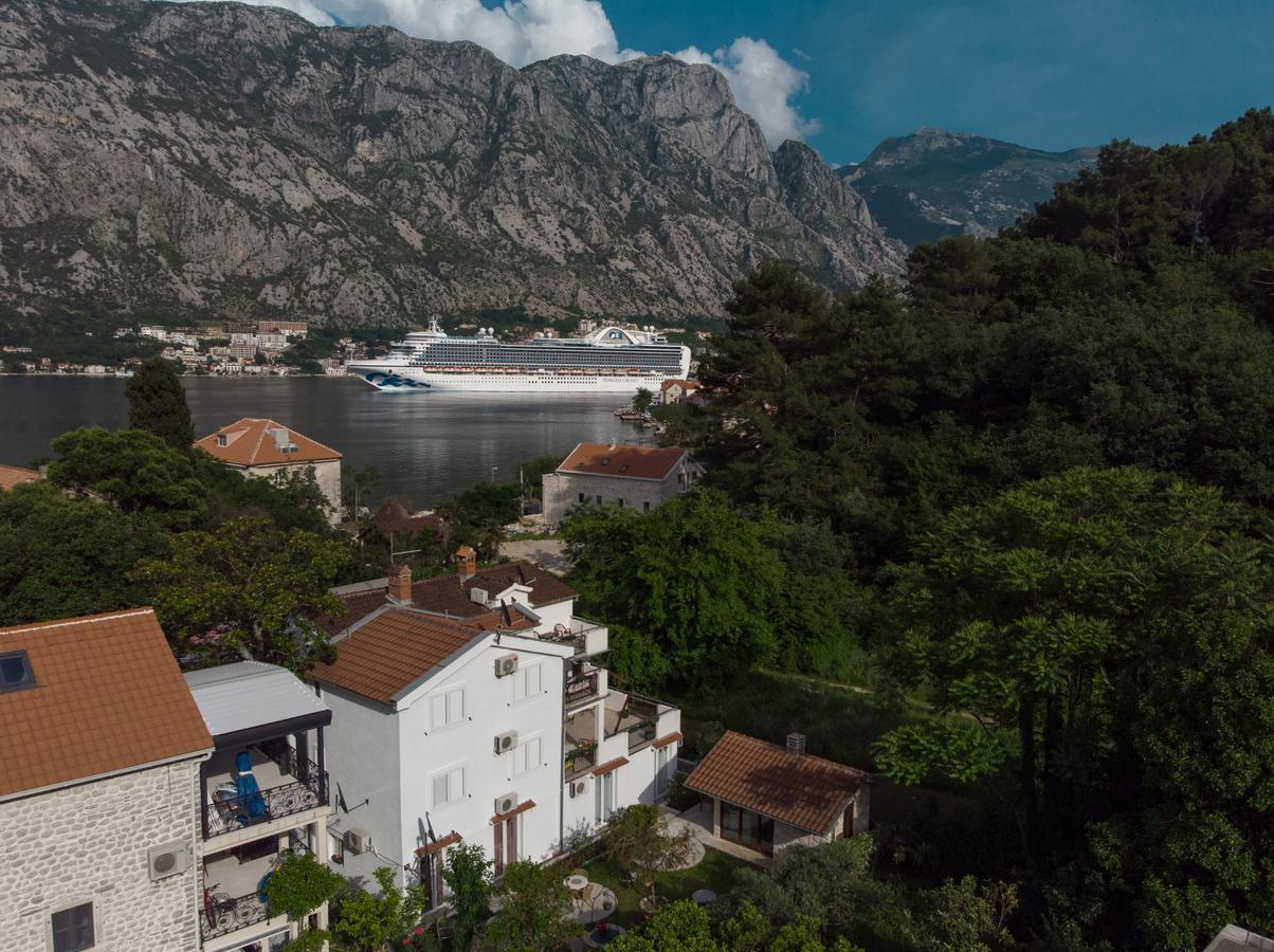 Djurovic Apartments Montenegro Cattaro Esterno foto